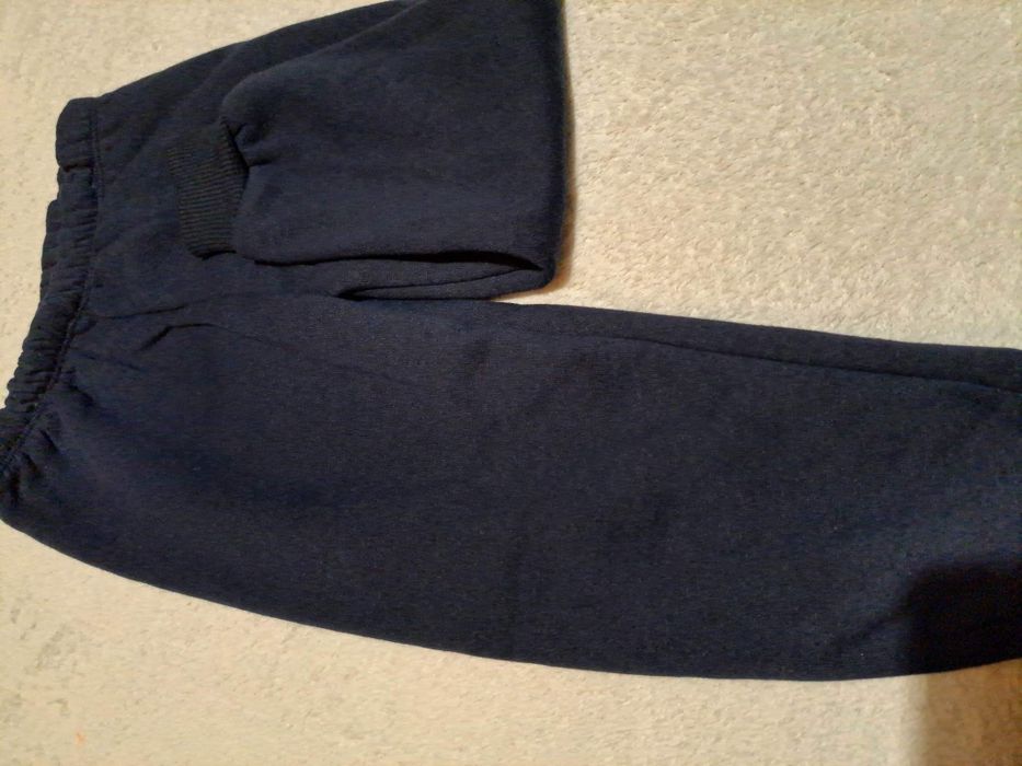 Spodnie + bluza ocieplana 104 - 4 lata