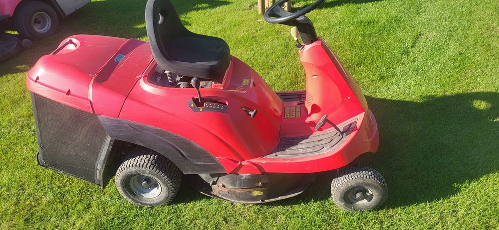 Traktorek honda z koszem orginalny 11hp stan bdb
