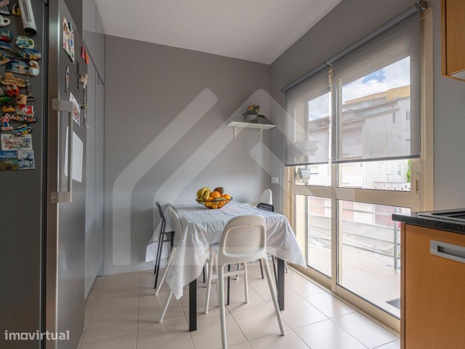 Apartamento T3 | Com sótão | Alqueves