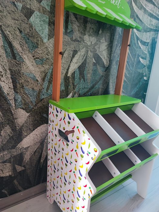 Stragan zabawkowy Janod Green Market – idealny do zabawy w sklep