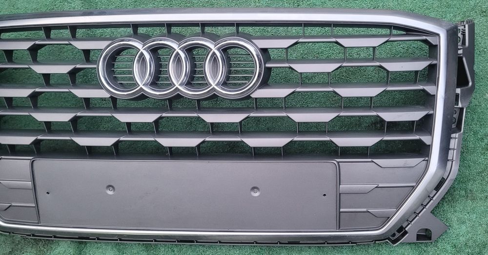 Grelha frontal Audi Q2 GA