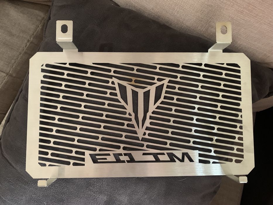 Protetor do radiador para a mota Yamaha MT-03