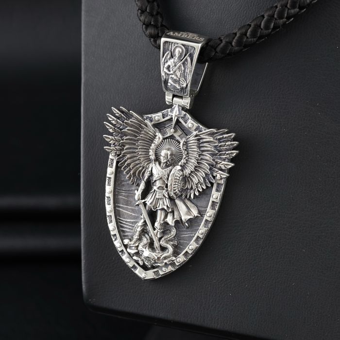 Срібна підвіска АРХАНГЕЛ МИХАЇЛ 33 грама