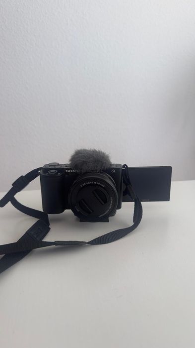 Sony ZV-E10 + Sigma 30mm F1.4 + Extras