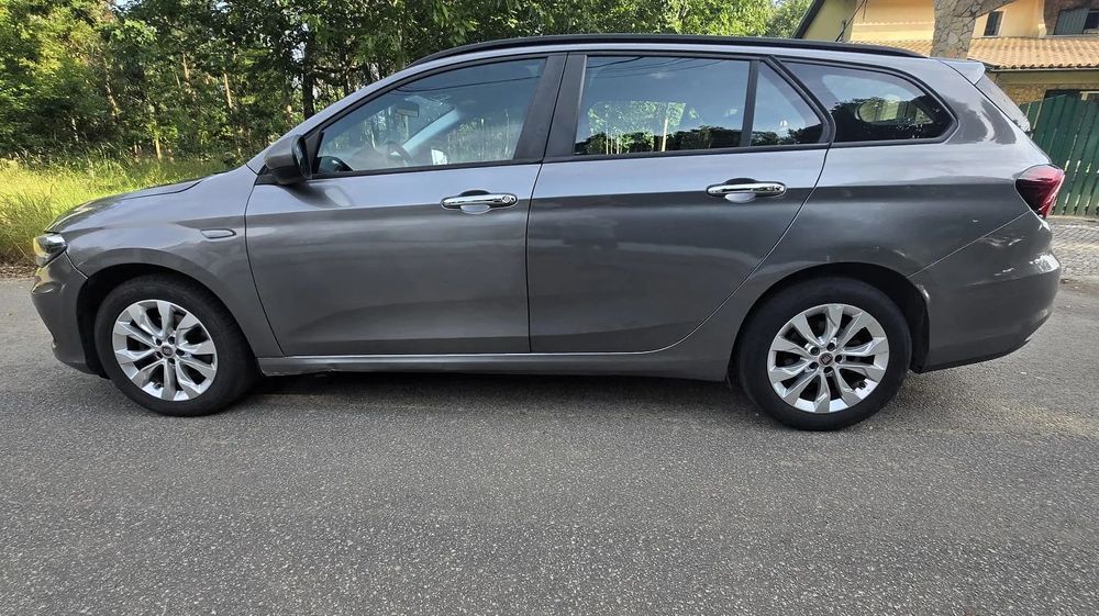 Fiat Tipo Station Wagon 1.3 M-Jet Lounge