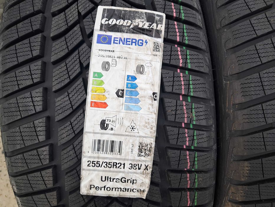Резина зима НОВА Good Year 255/35 R21 Performance + (паралон) DOT23
