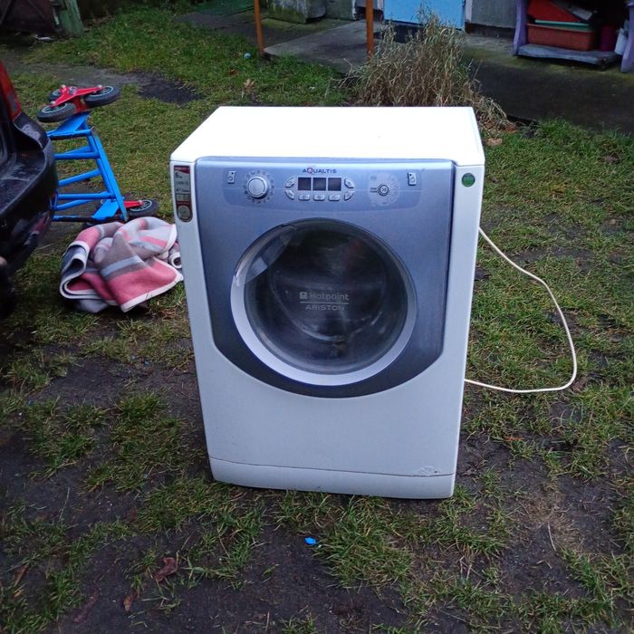 Pralka Hotpoint Ariston AQSF291 U (EE) 1200obr/min 6 kg wsadu