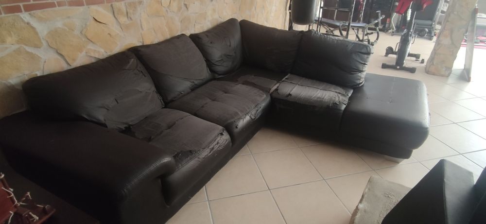 Sofá preto 2,40 x 2,00