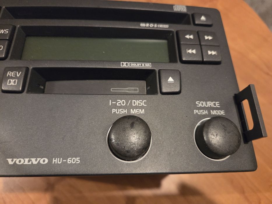 Odtwarzacz radio cd volvo