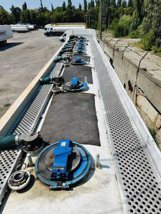 Бочка fruehauf 9 секцій ADR