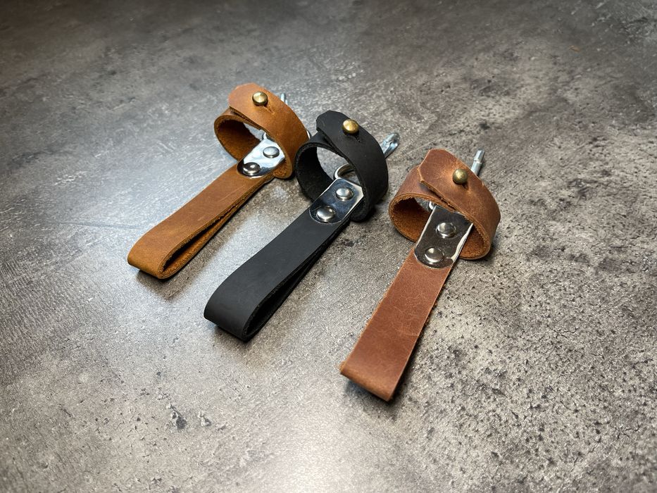 Шкіряний тренчик підвіс для штик ножа/ багнет ножа з карабіном