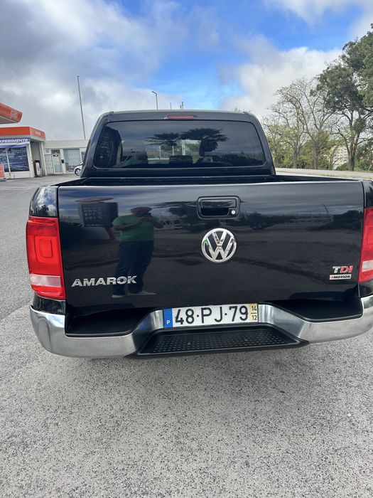 Amarok de 5 Lugares  2.0 TDI 4 Motion Nacional 180 cavalos  unico dono quase 2015 — photo 2
