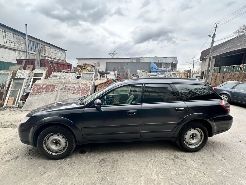 Продам доглянутий автомобіль в дуже збереженому стані