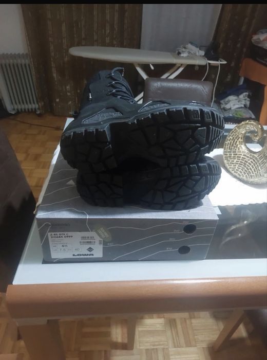Botas taticas lowa