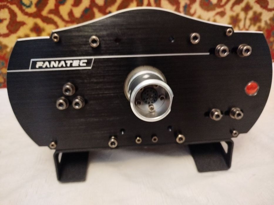 База Fanatec Clubsport 2.5