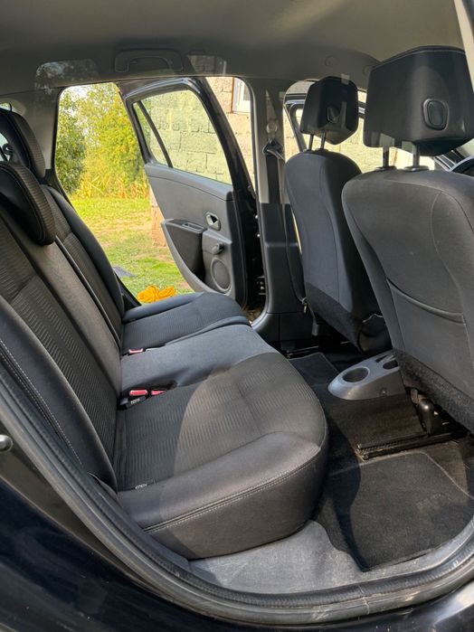 Продаж машини Renault Clio