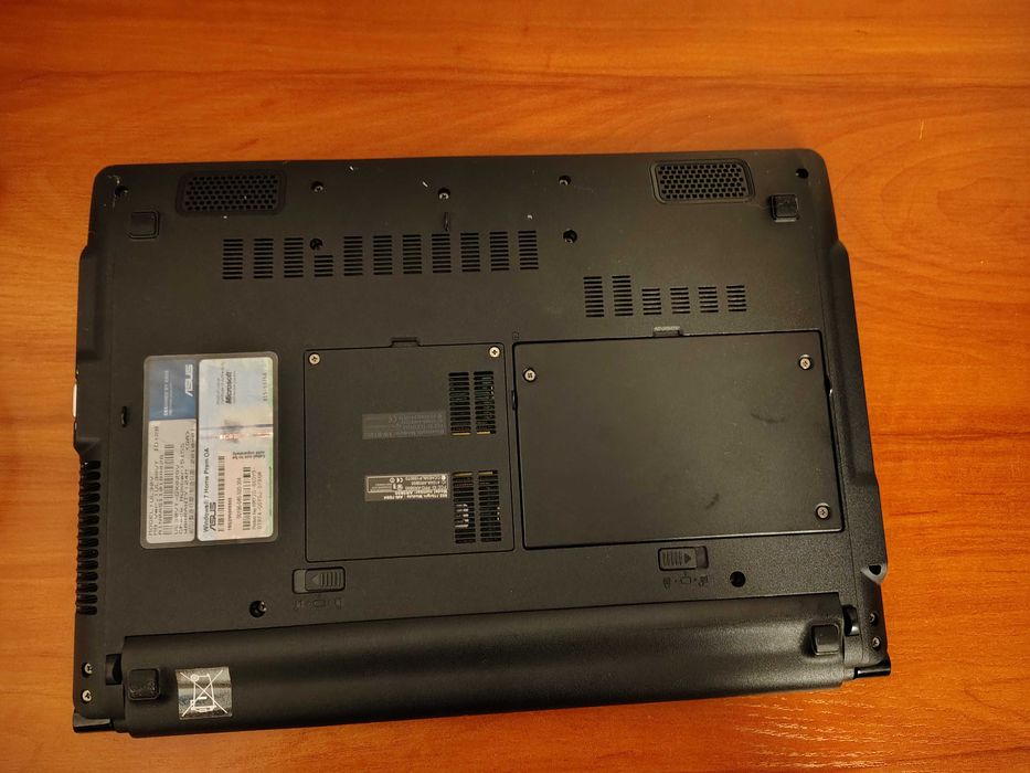 ASUS UL30VT 13.3'' C2D SU7300 4GB DDR3 500GB HDD