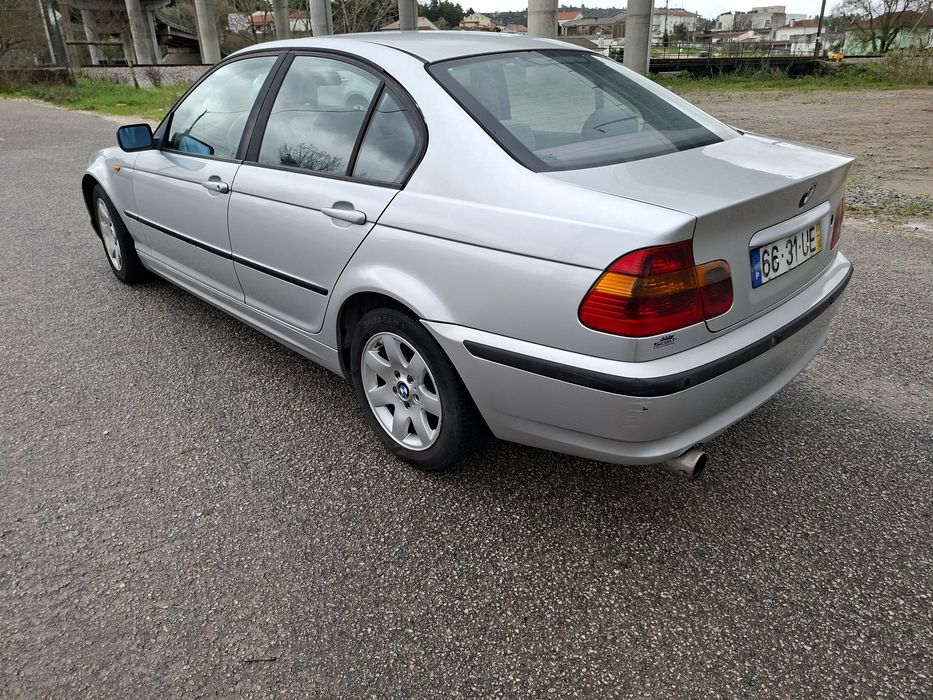 BMW 318 136 CV..