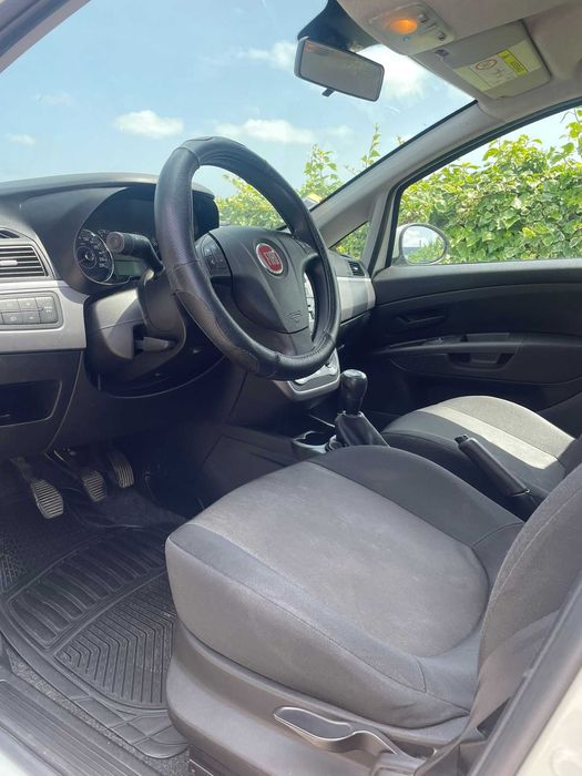 Fiat Punto Comercial 4 lugares