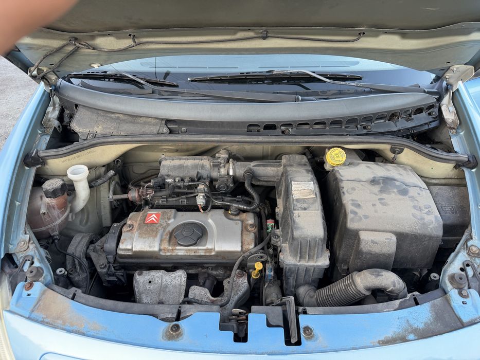 Citroen c3 1.1 2003 5 portas revisao feita direçao assistida  fecho central  impecavel economico