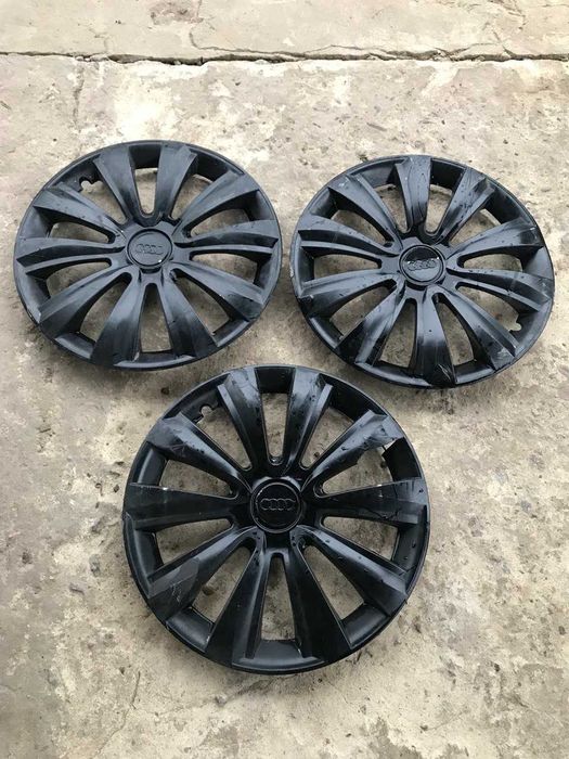 Ковпаки Audi (A4 B5) по одному