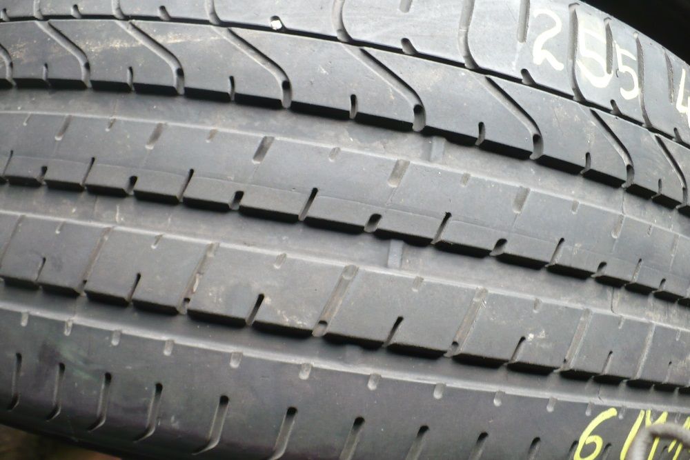 Opony Pirelli PZero 255/40R18 95Y Lato 6mm 2szt.