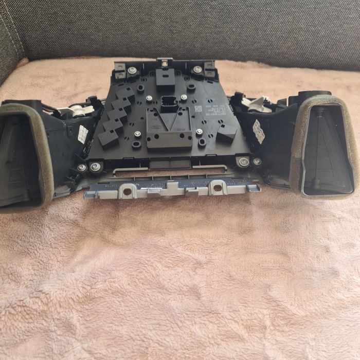 Panel radiowy do forda fiesty mk7 2009