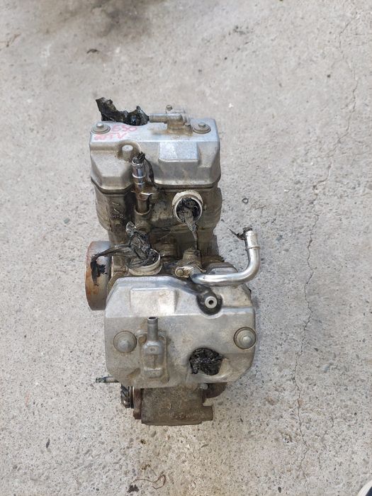 Silnik triumph bonneville 900 i silnik honda ntv 650