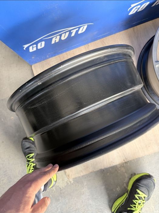 Goauto диски 5/112 r19 et35 8,5j dia66,6 як нові на WAG BMW Mercedes