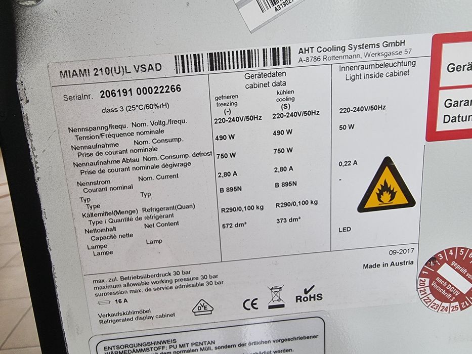 Морозильна ларь боннета вітрина AHT Maimi 210(u)L VSAD