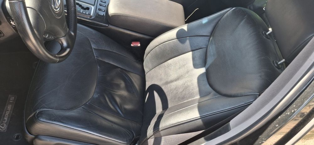 Продам Lexus GS 300