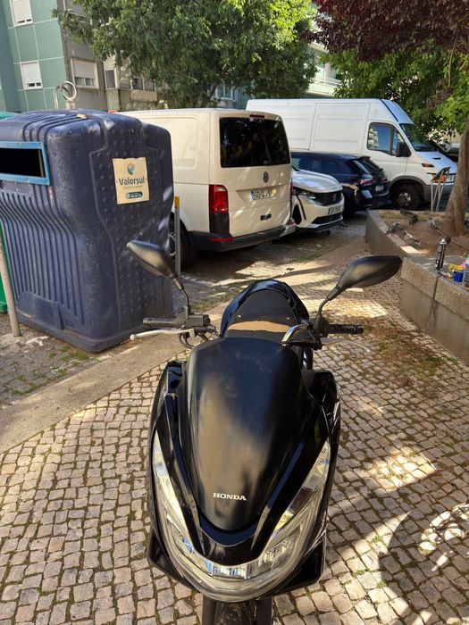Honda PCX 2015 - economica