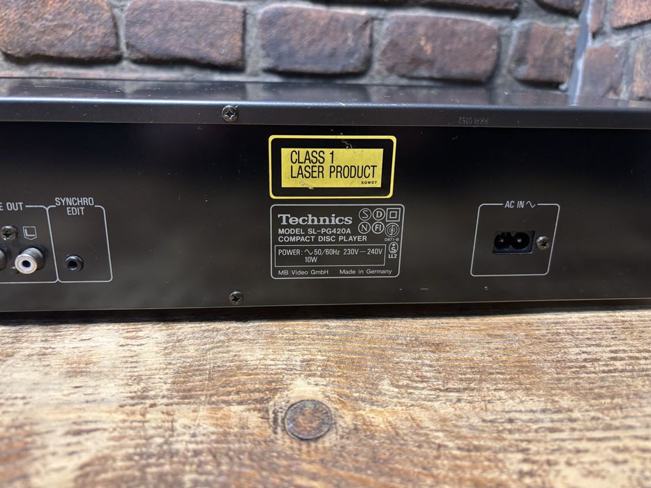 Odtwarzacz CD Technics SL PG 420 A