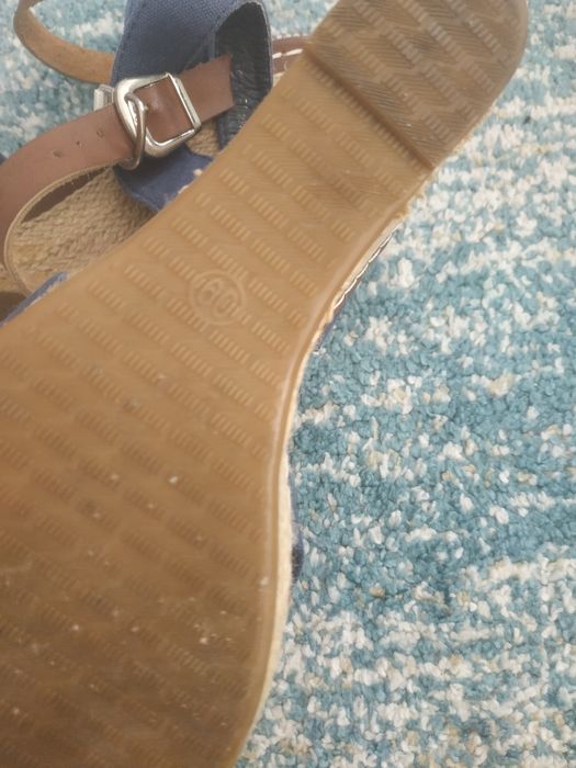 Espadryle na koturnie 39
