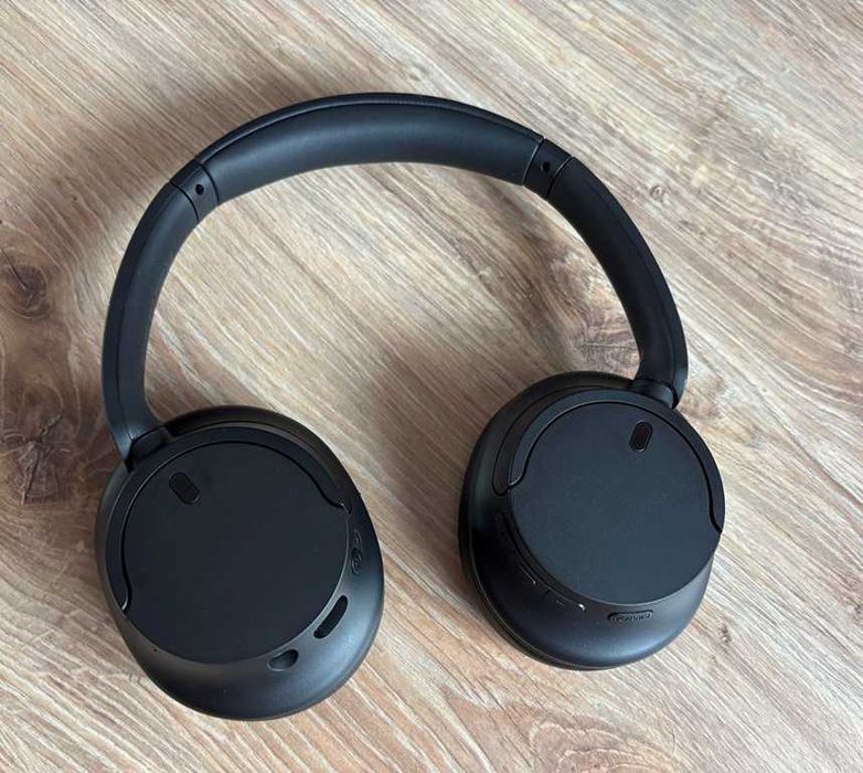 Бездротові навушники Sony WH-CH720N з системою шумопоглинання ANC