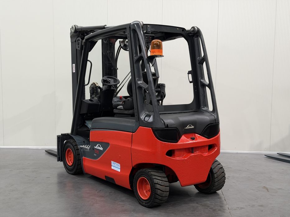 Empilhador Linde 2500Kg - Elétrico
