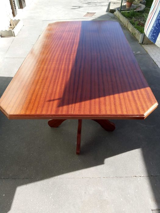 Vendo mesa de madeira