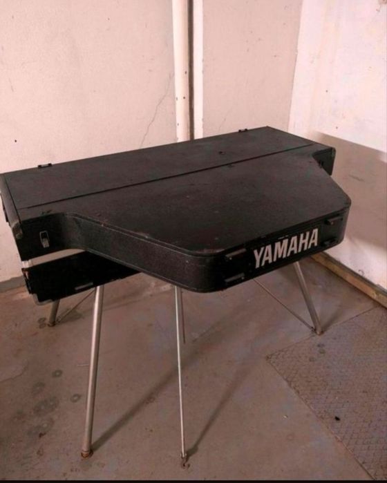 Yamaha CP-70B – Piano Elétrico Vintage