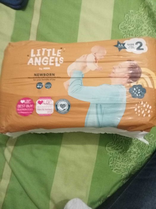 Продам памперси   різних фірм та розмірів від 0 до 3 розміру