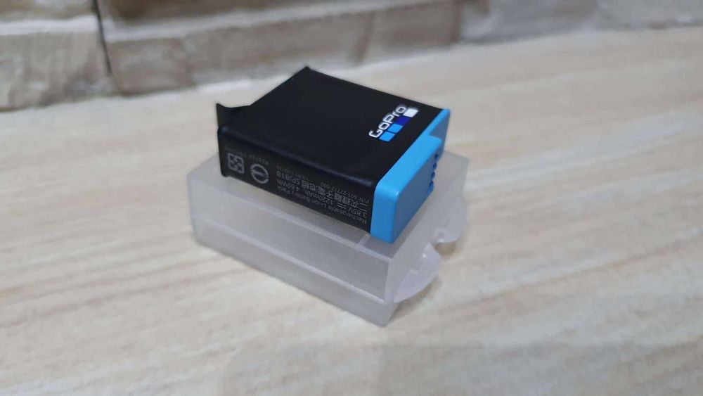 etui na akumulator / baterię GoPro Hero 12