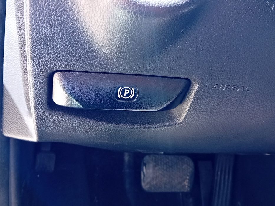 Travão de mão / parque MERCEDES-BENZ Classe C (W204)