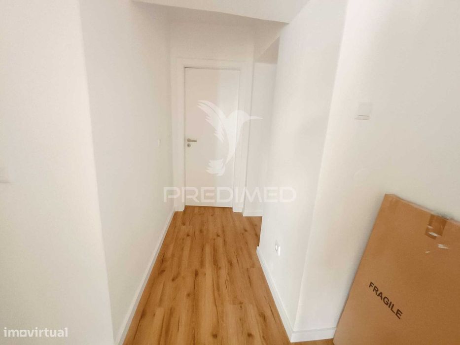 Apartamento T2 Totalmente Remodelado – Centro da Cidade
