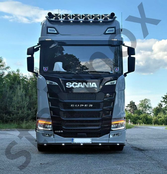 Orurowanie górne ze stali nierdzewnej SCANIA S/R oświetlenie led