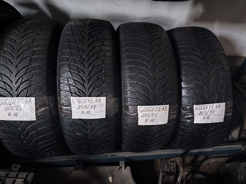 Шини. 205/55 R 16 зима