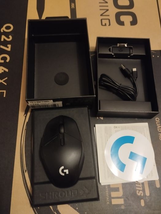 Logitech g303 SHROUD edition wireless