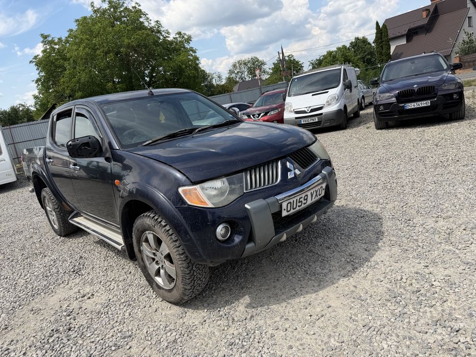 Mitsubishi L200 pick up Л200 пікап