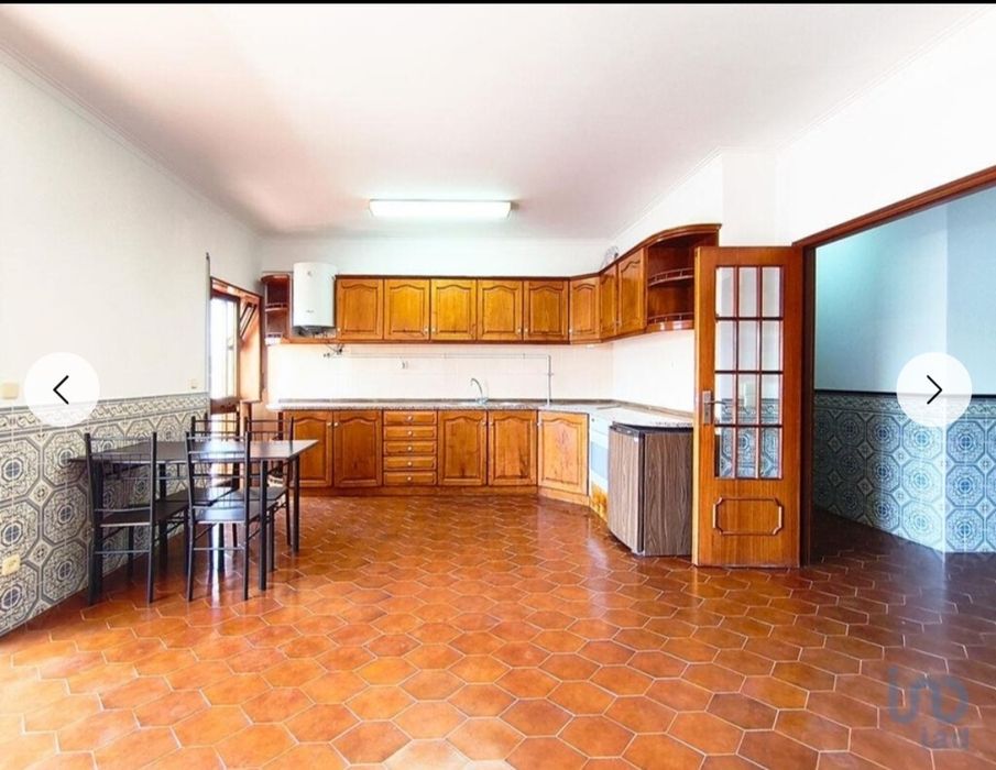 Vendo T1 em Chafé com vista mar