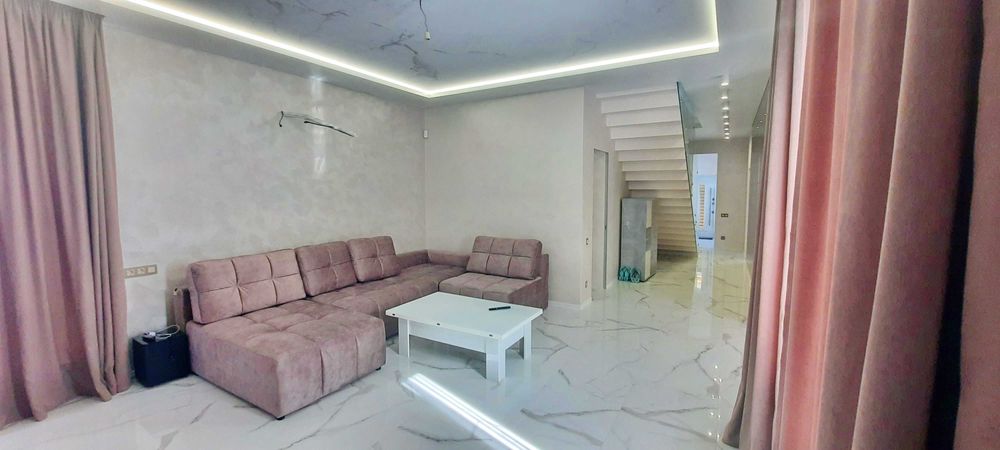 Продам дом в ж/м Дайберг