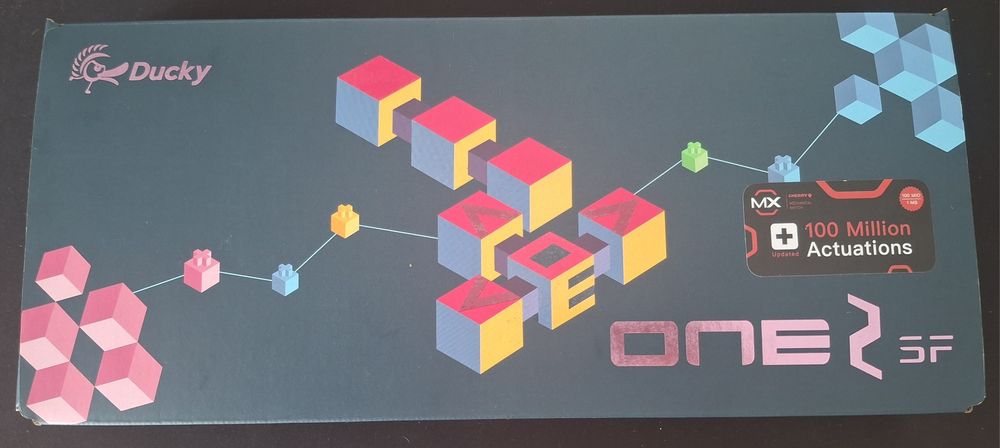 Teclado Ducky One 2 SF - switch's silent red - layout PT