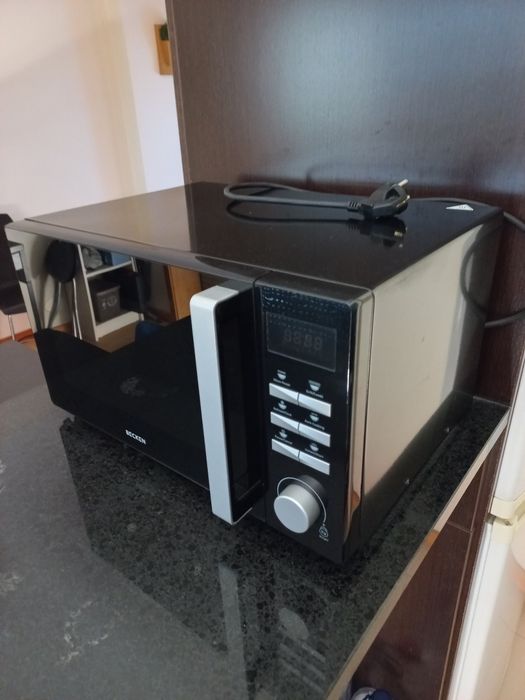 Microondas com grill